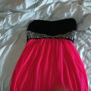 Selling my prom dresss